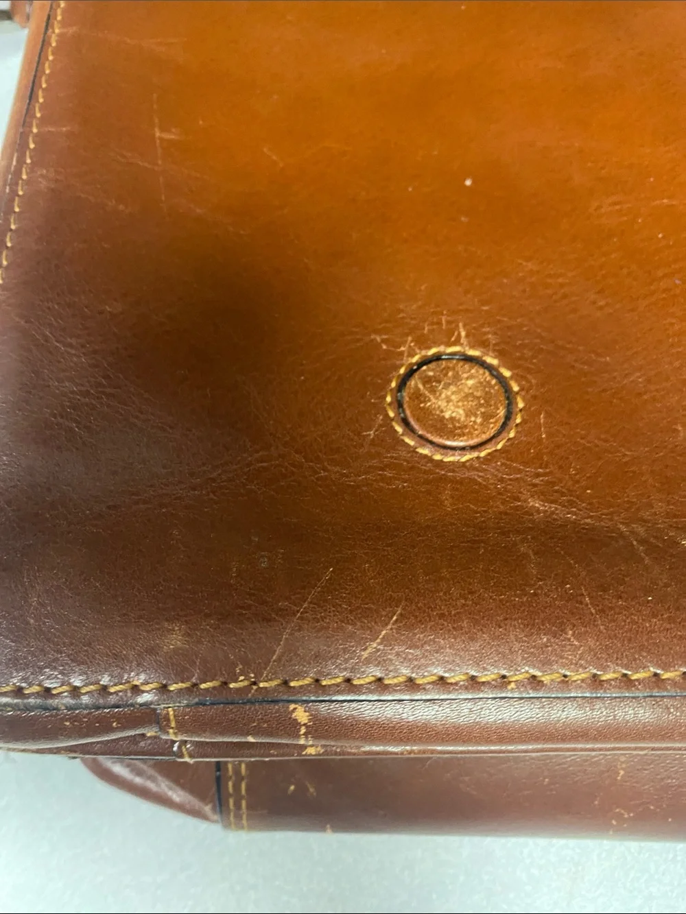 Vintage Men's Brown Leather Messenger Bag with Adjustable Strap